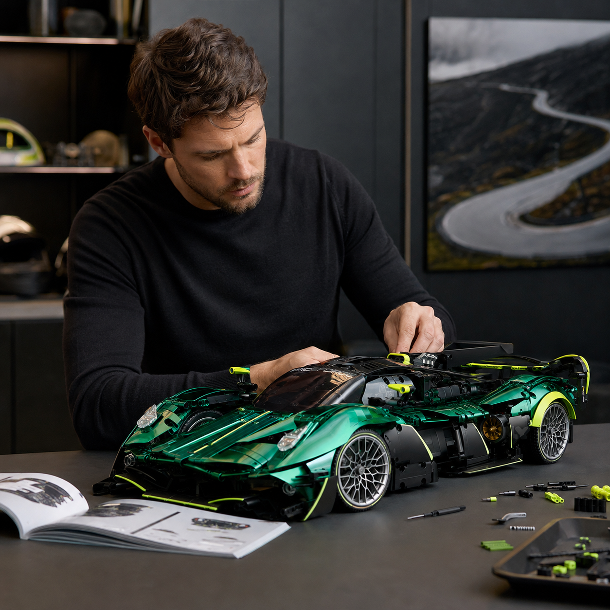1:8 Track Hypercar Building Set — Emerald Green