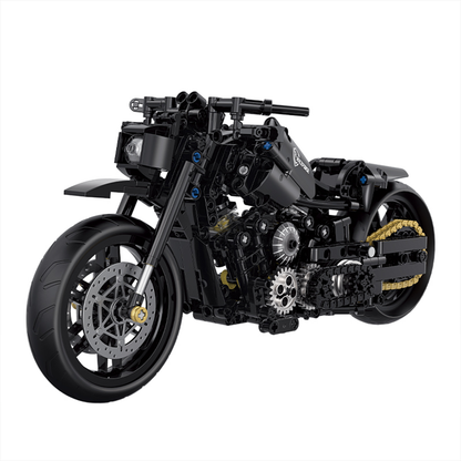 BR60502 1:8 blacked-out cruiser motorcycle kit, 538 pcs: exposed geartrain, gold drive chain & moving piston engine. Static adult collectible.