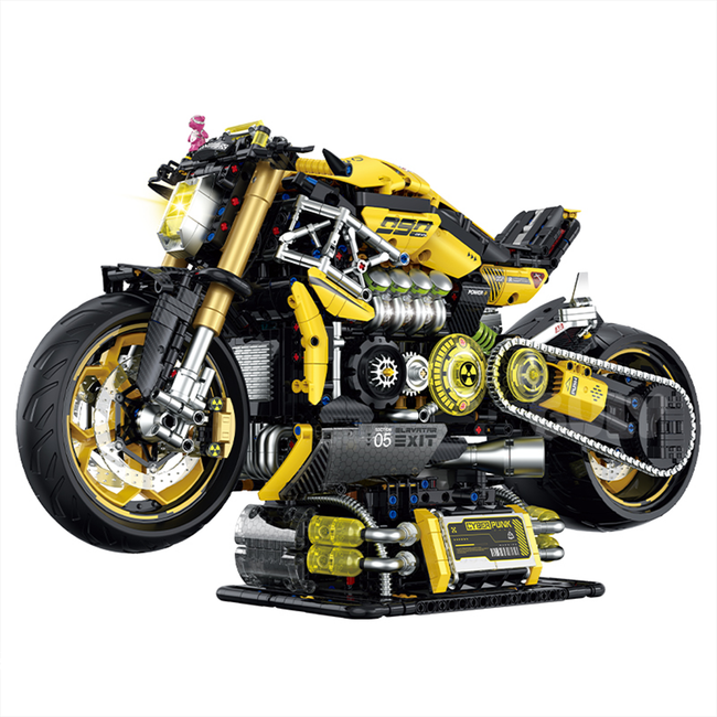 1:5 cyberpunk streetfighter motorcycle building kit, 2500 pcs, motorized with 2.4G remote, LED lights, mist effect & display stand. Age 14+.