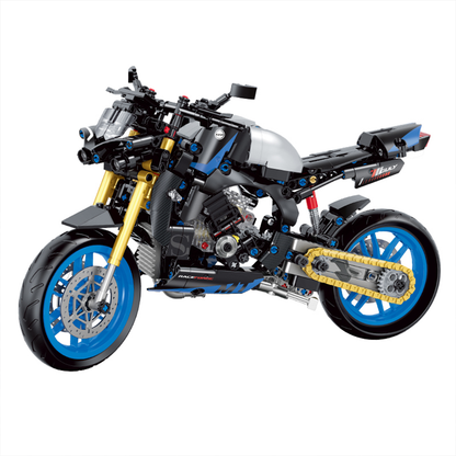 BR60509 1:8 naked street motorcycle kit, 582 pcs: see-through piston engine, working suspension, gold chain. Static adult collectible.