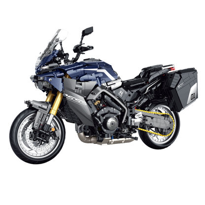 BR60553 1:5 navy sport-touring motorcycle kit, 2461 pcs: moving piston engine, 4-speed gearbox, lit headlight & side luggage. Age 14+.